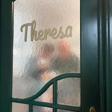 Premium Theresa Mit Schlossblick Zentral Am Bahnhof * Wernigerode