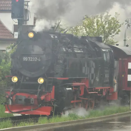 Premium Theresa Mit Schlossblick Zentral Am Bahnhof Διαμέρισμα